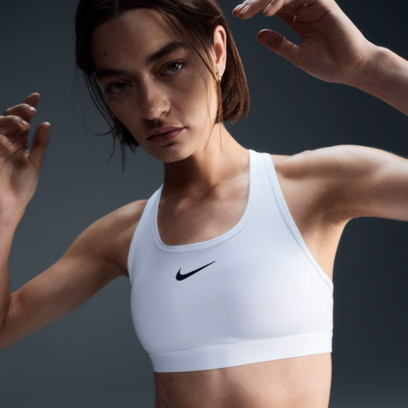 Nike Swoosh Medium Support Training Tops Nike