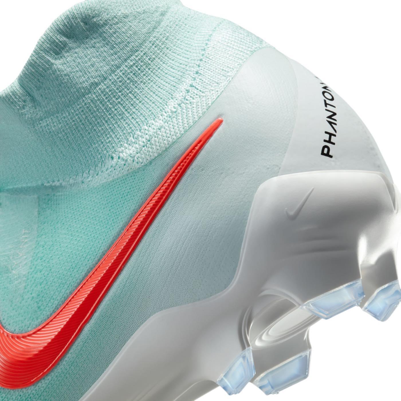 Nike Phantom Luna 2 Pro FG Firm Ground Nike