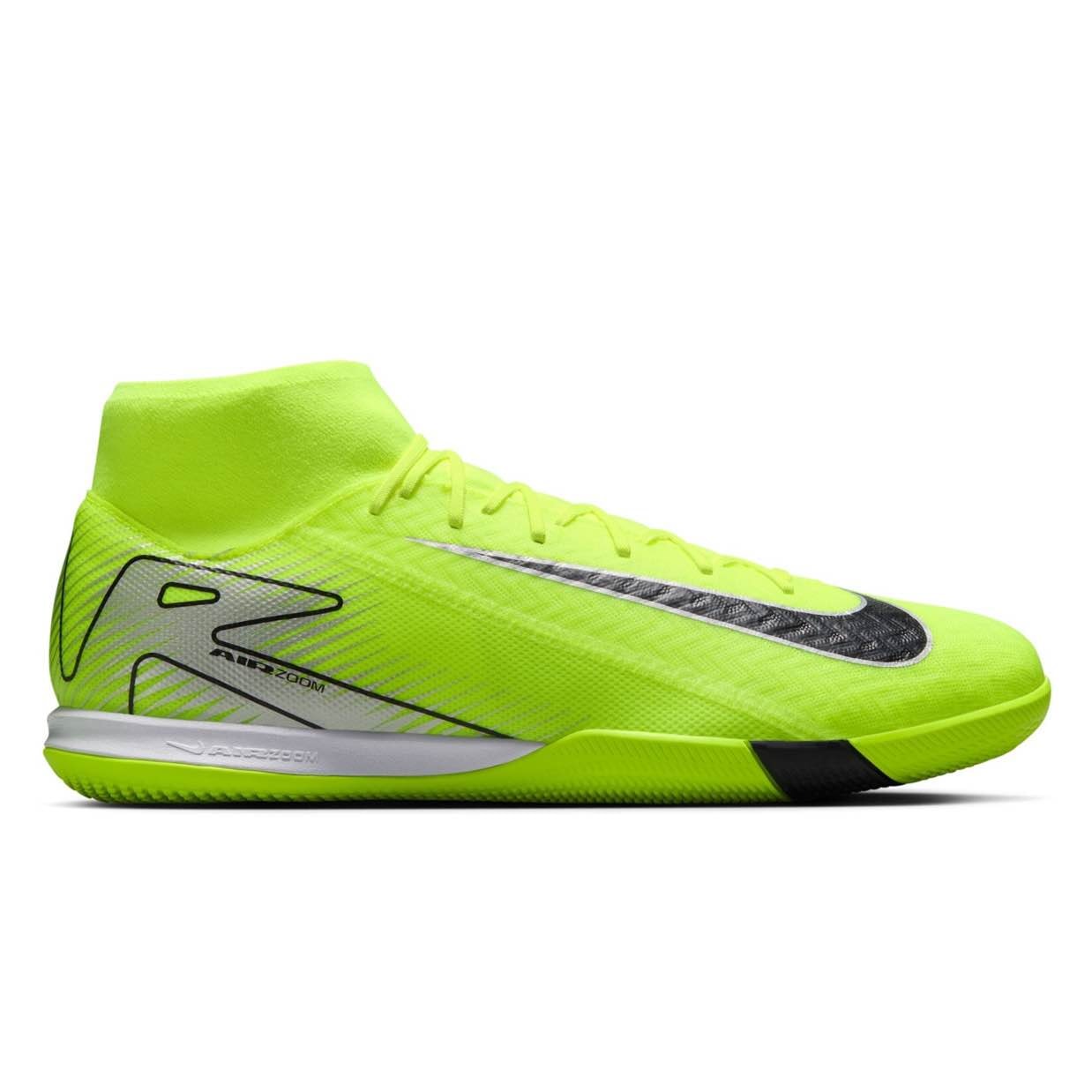 Nike soccer shoes indoor online