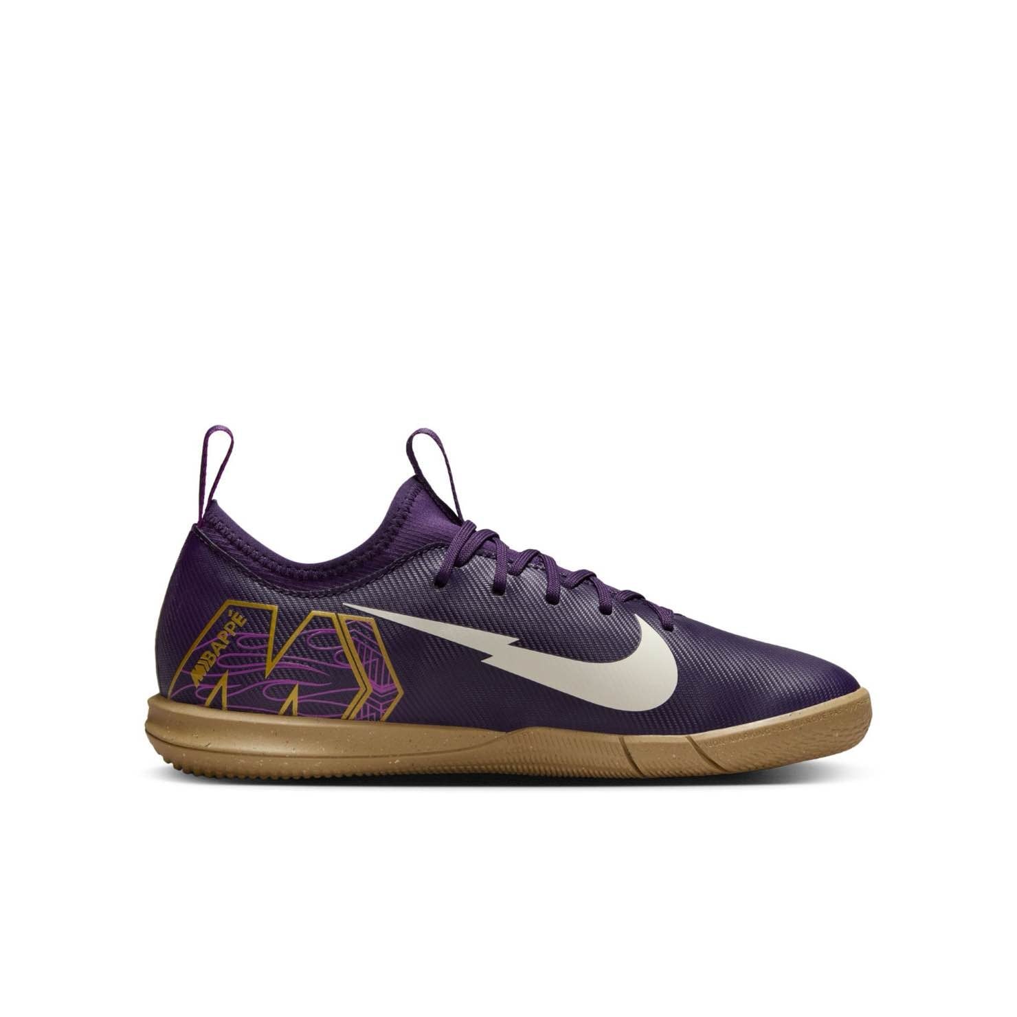 Nike Jr. Mercurial Vapor 16 indoor soccer shoes for kids