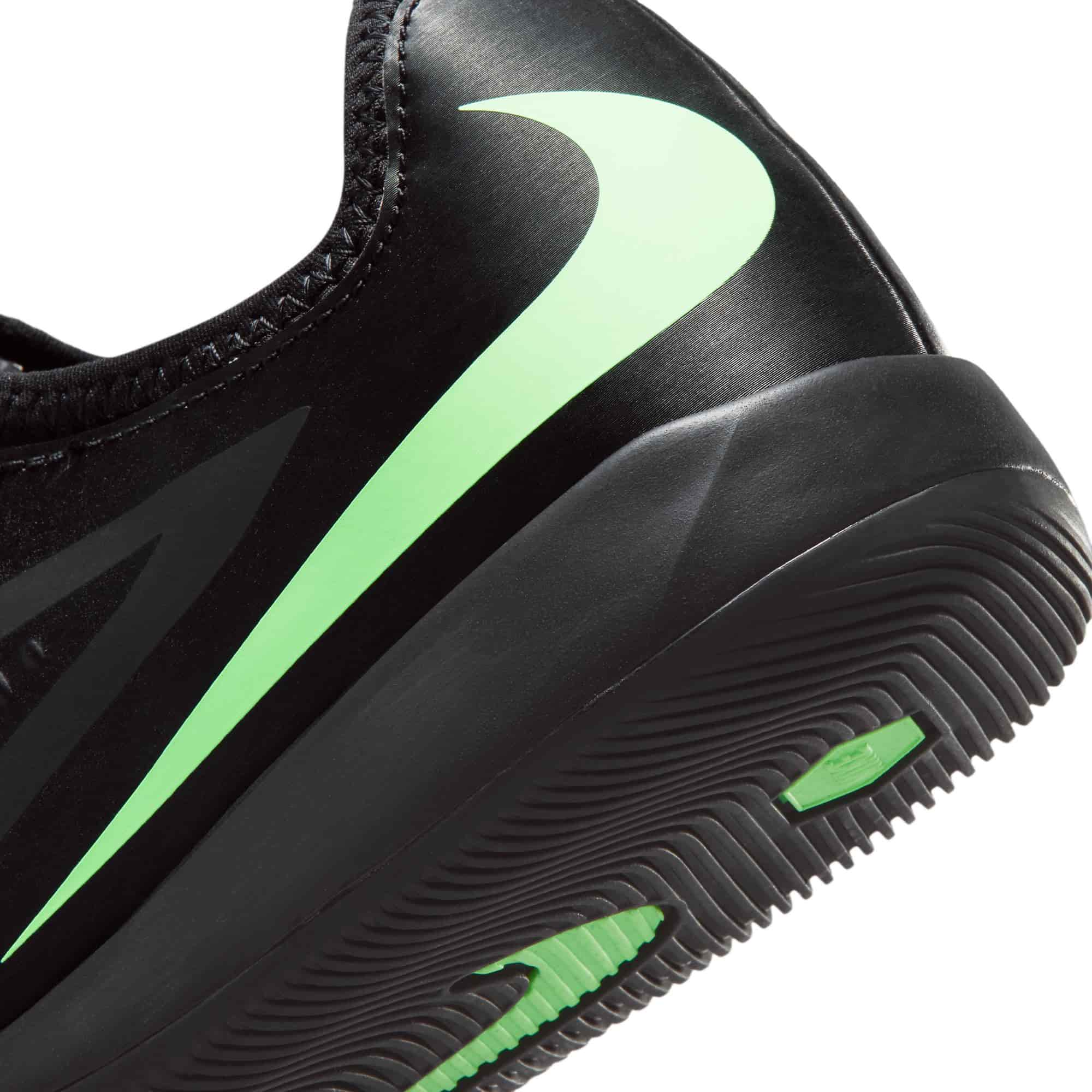 Nike Jr. Phantom 6 Low Academy IC Indoor / Futsal Nike