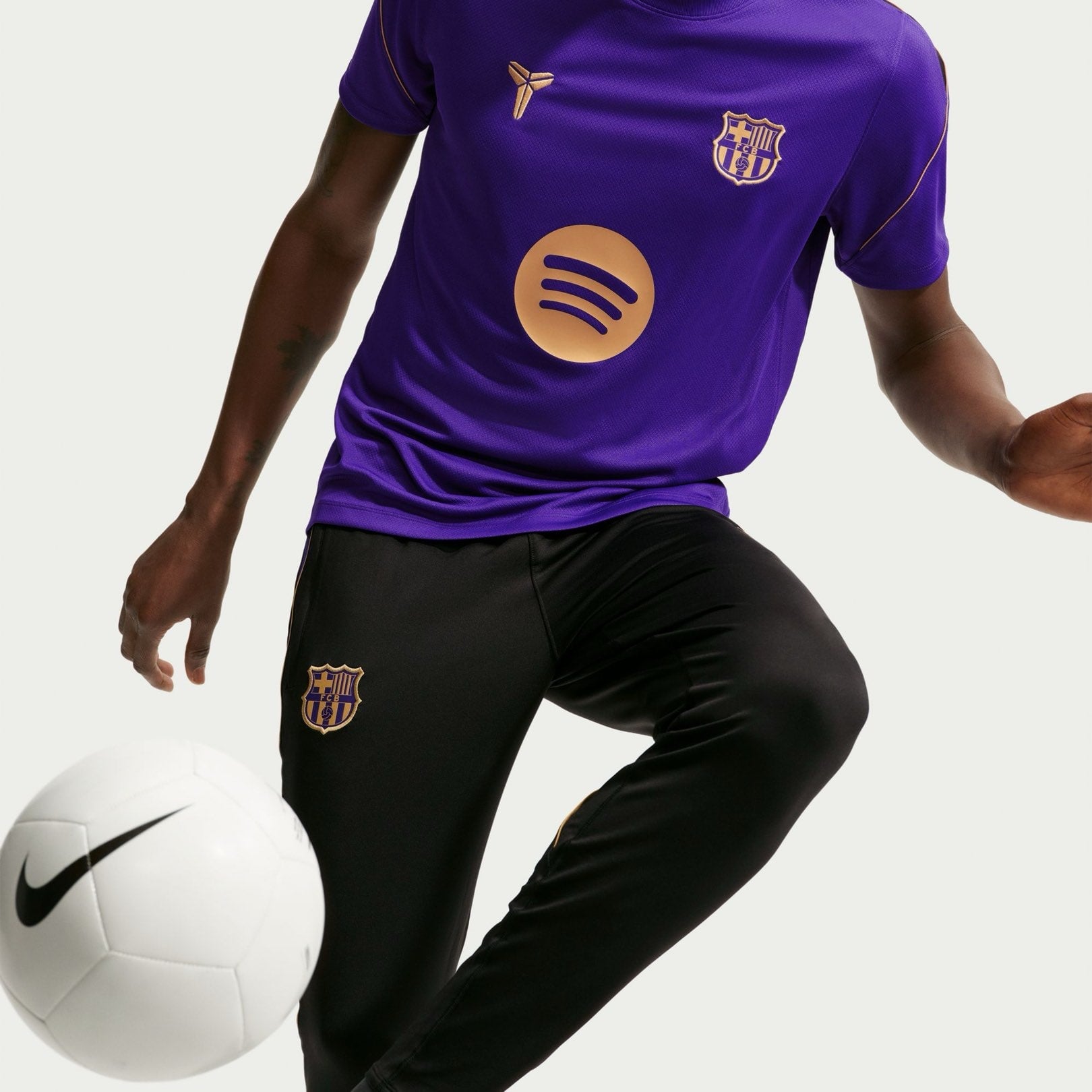 FC Barcelona Strike Away Training Tops Nike