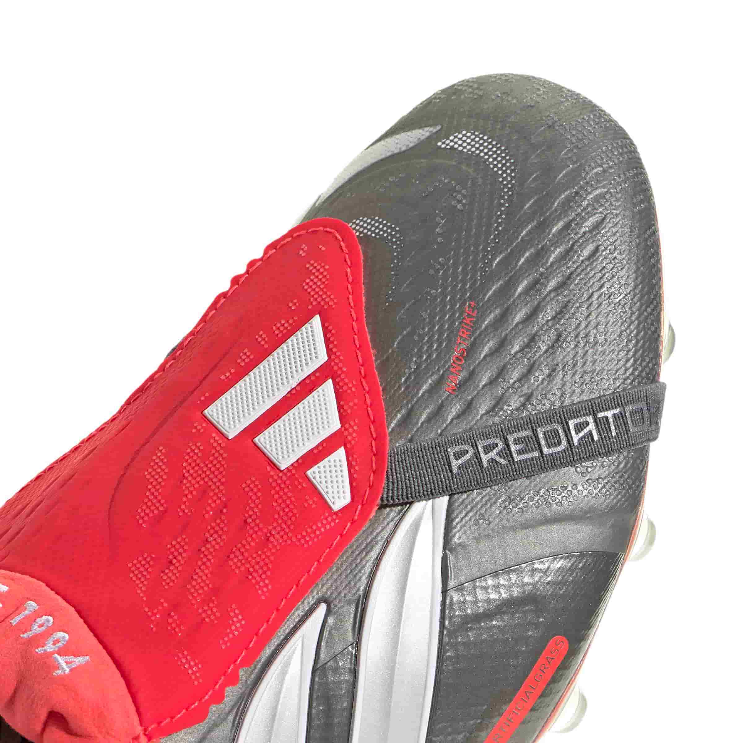 Predator Elite Fold-Over Tongue AG Artificial Grass (AG) adidas