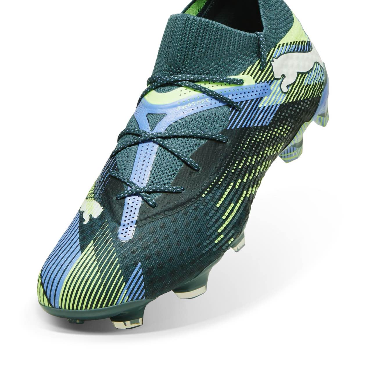 PUMA FUTURE 7 Ultimate FG/AG soccer cleats.