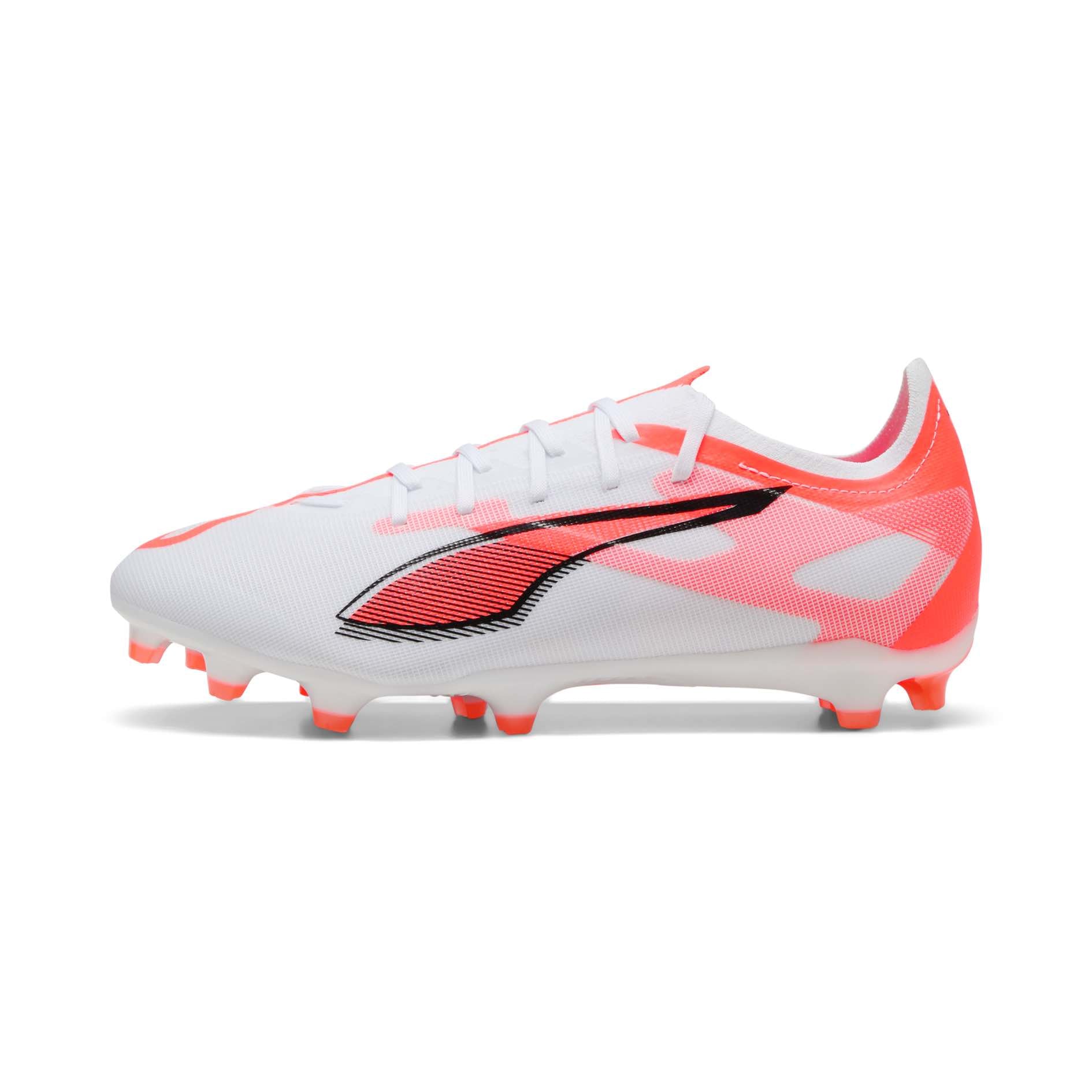 PUMA ULTRA 5 Match FG/AG Soccer Cleats with SPEEDSYSTEM outsole and FastTrax studs for explosive speed and optimal traction.