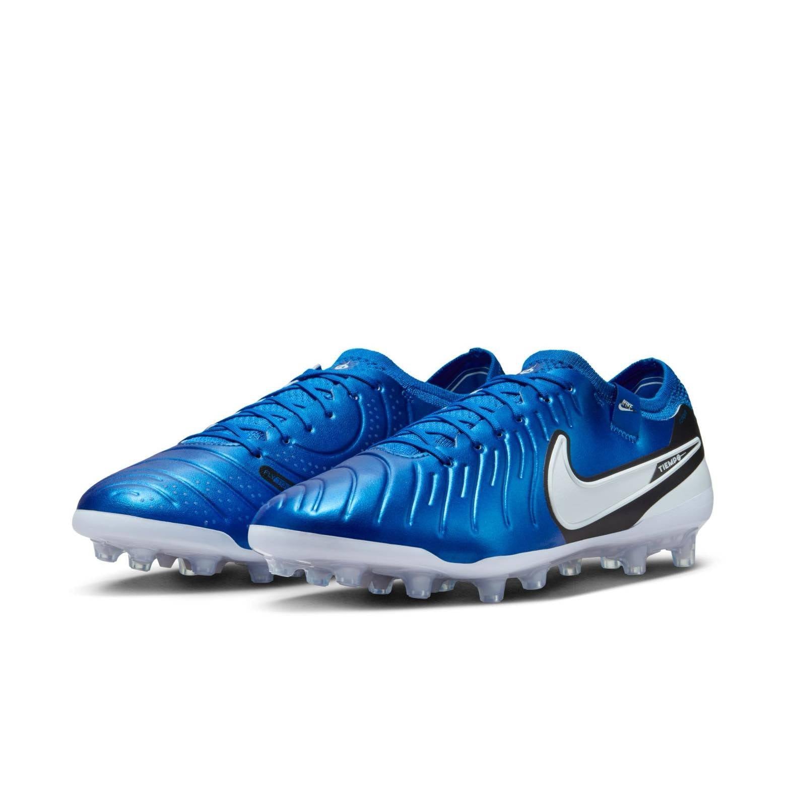 Nike Tiempo Legend 10 Elite AG for superior touch and control on artificial grass