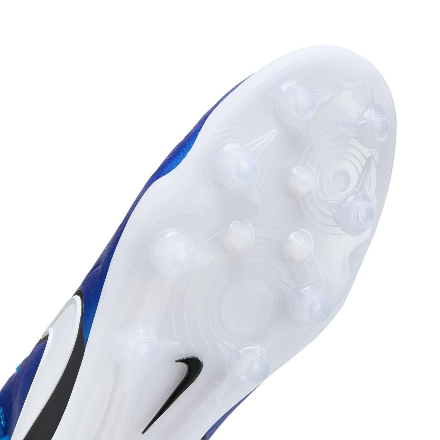 Nike Tiempo Legend 10 Elite AG for superior touch and control on artificial grass