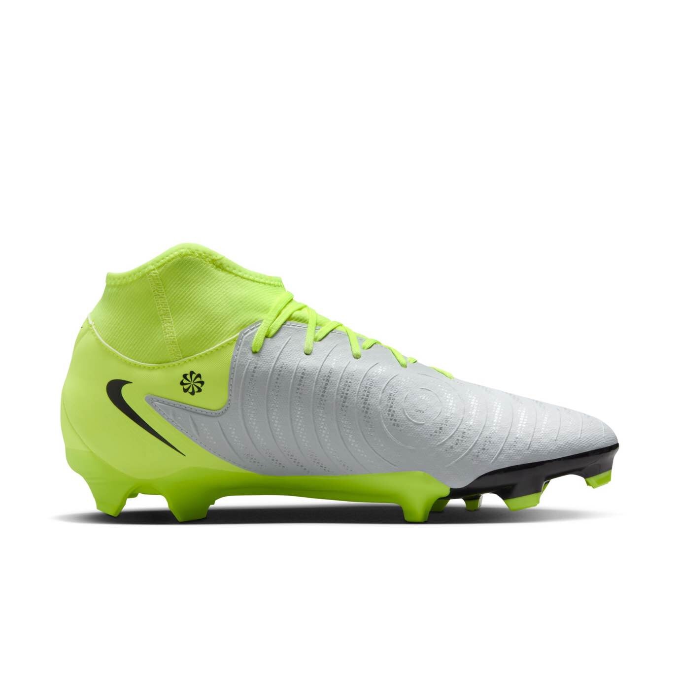 Nike soccer shoes green on sale