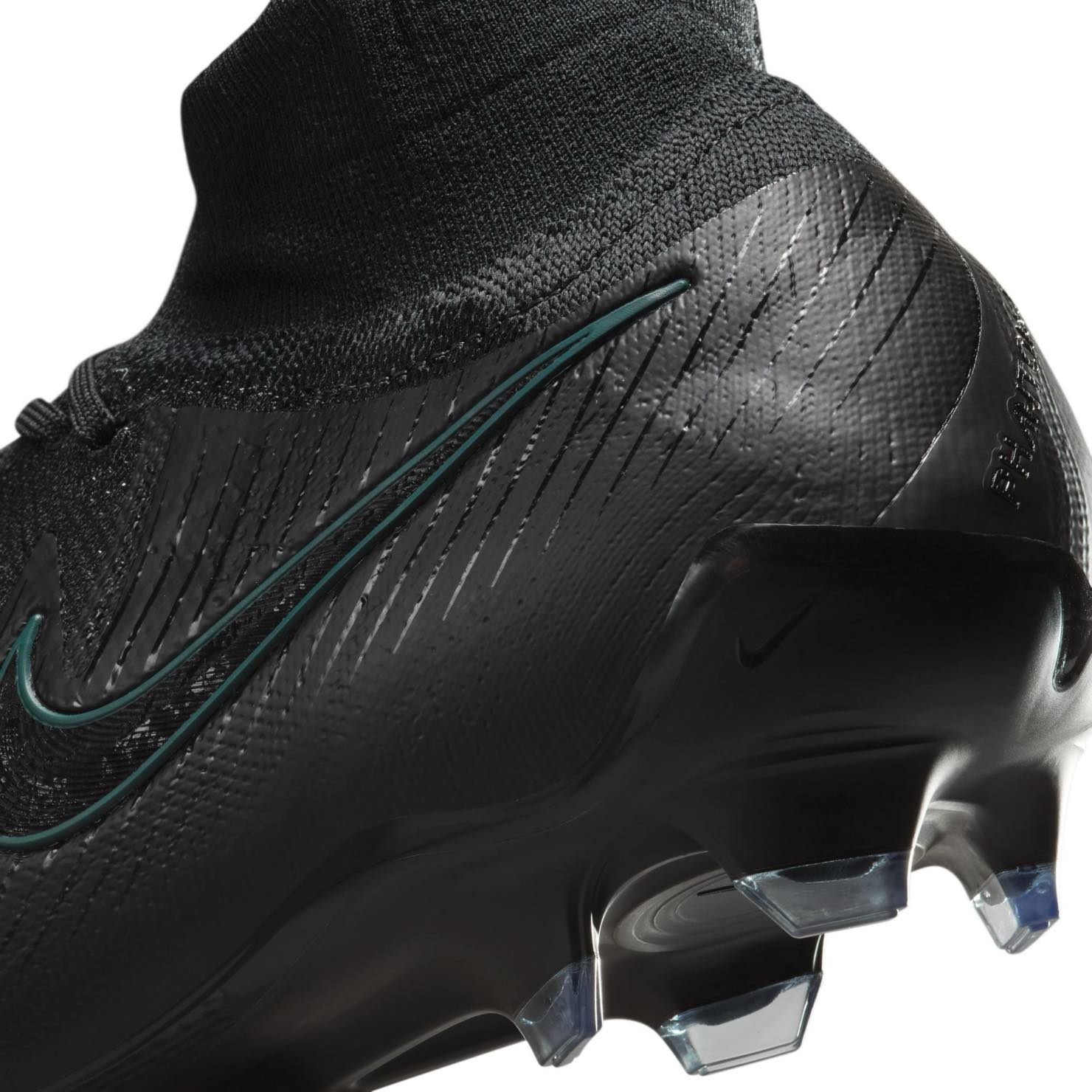 Nike Phantom Luna 2 Elite FG Firm Ground Nike 