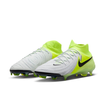 Nike Phantom Luna 2 Elite FG Firm-Ground Soccer Cleats for Optimal Touch and Traction