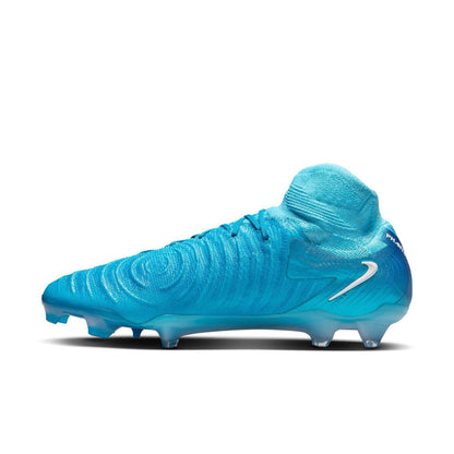 Nike Phantom Luna 2 Elite FG for precision and performance on firm-ground pitches