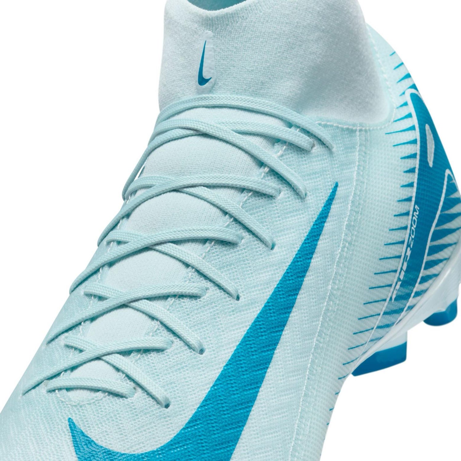 Nike Mercurial Superfly 10 Academy MG for superior speed and control on natural and synthetic surfaces