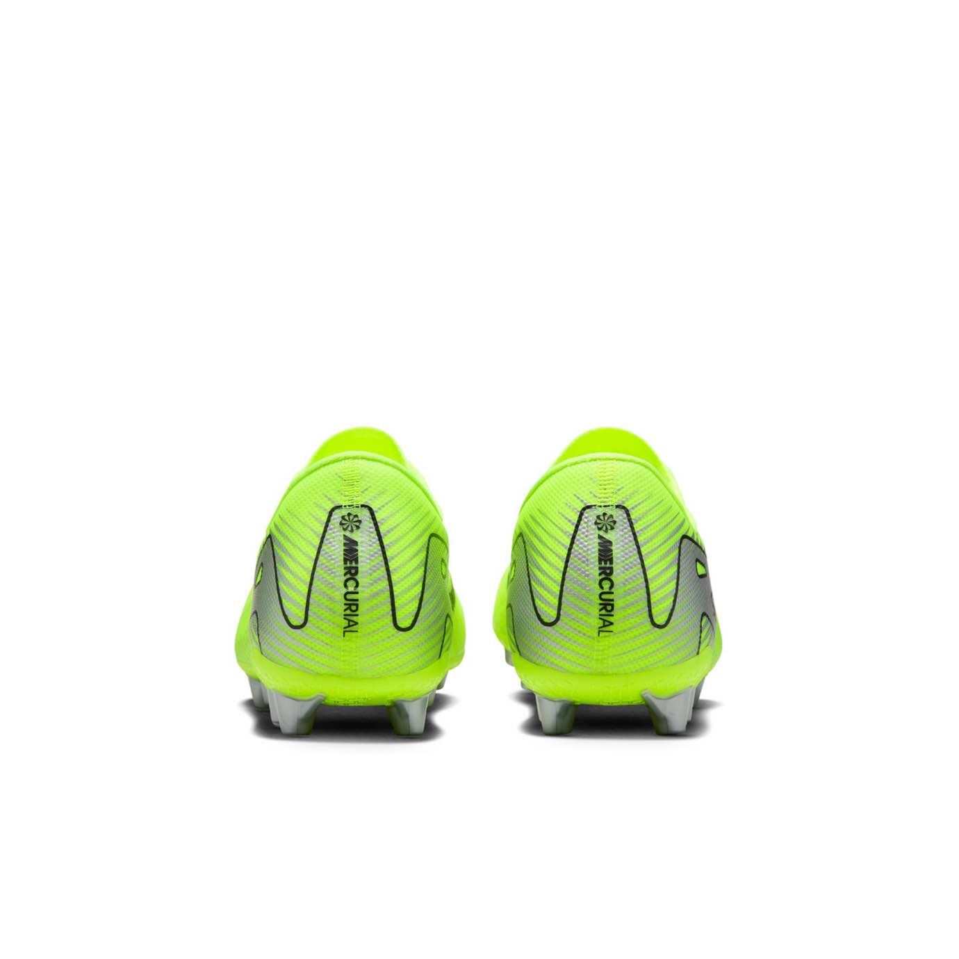 Nike Mercurial Vapor 16 Academy AG - Artificial grass cleats with Air Zoom cushioning, NikeSkin upper for control, and wave-like traction for agility.