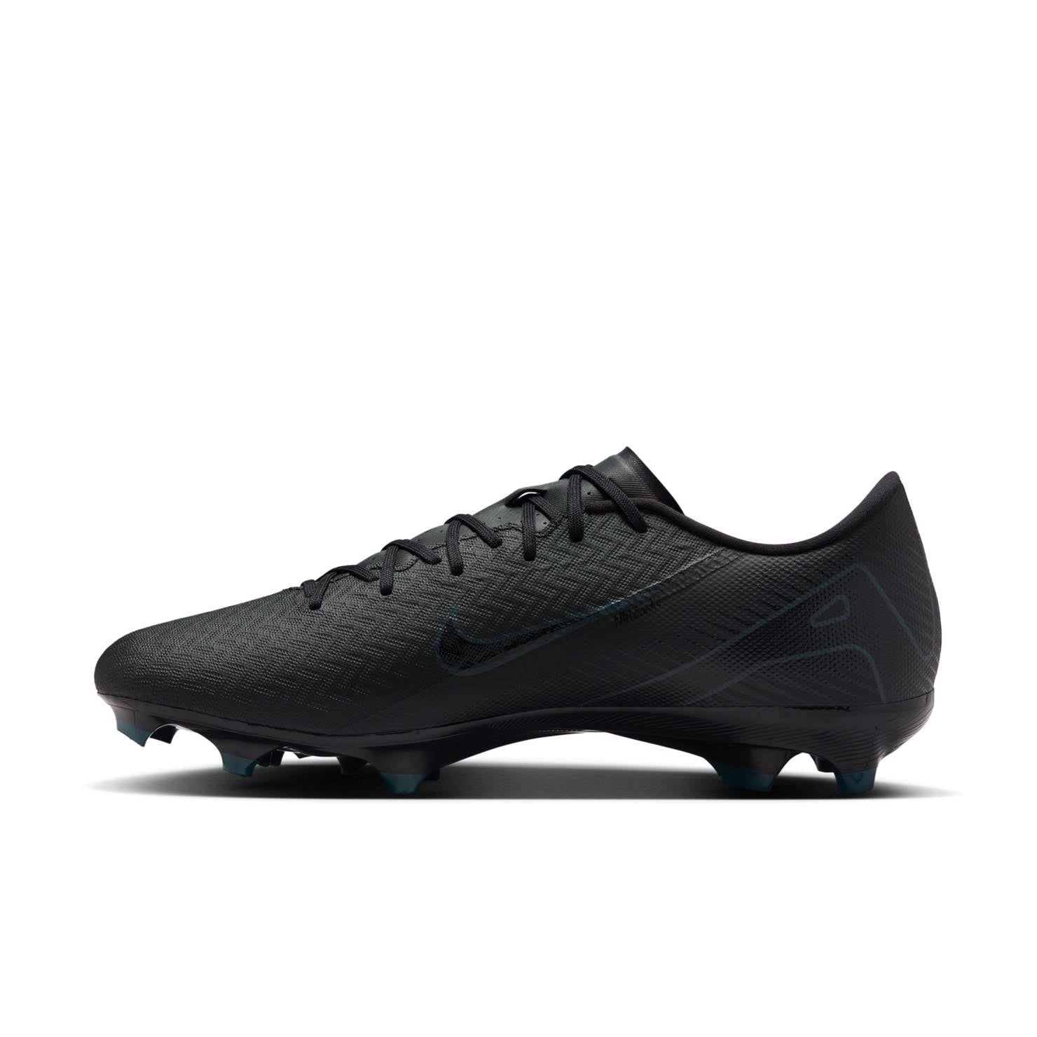 Nike Mercurial Vapor 16 Academy MG Low-Top Soccer Cleats