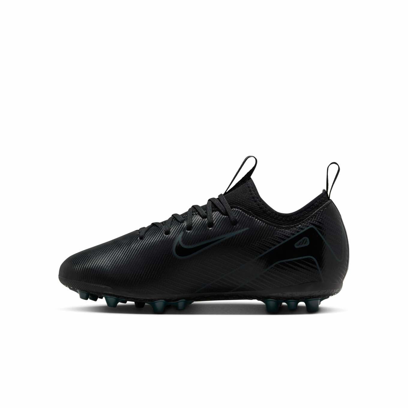 Nike Jr. Mercurial Vapor 16 Academy AG Soccer Cleats