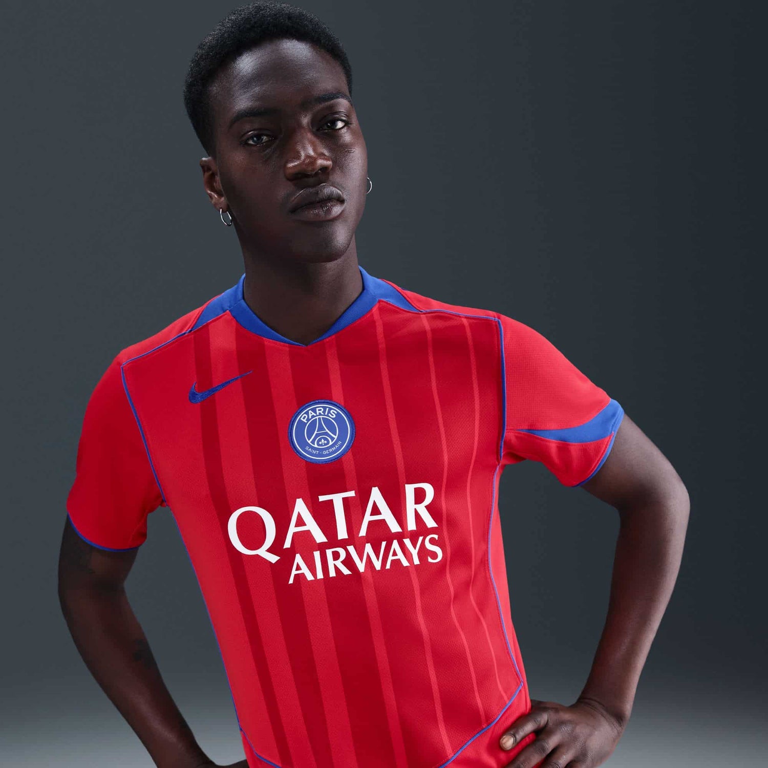 Paris Saint-Germain 2025/26 Stadium Third Official Jerseys Nike Red S 