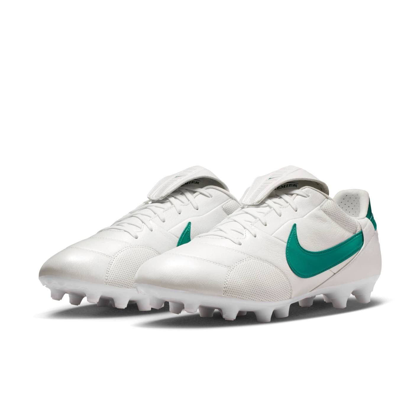 Green tiempo cleats online