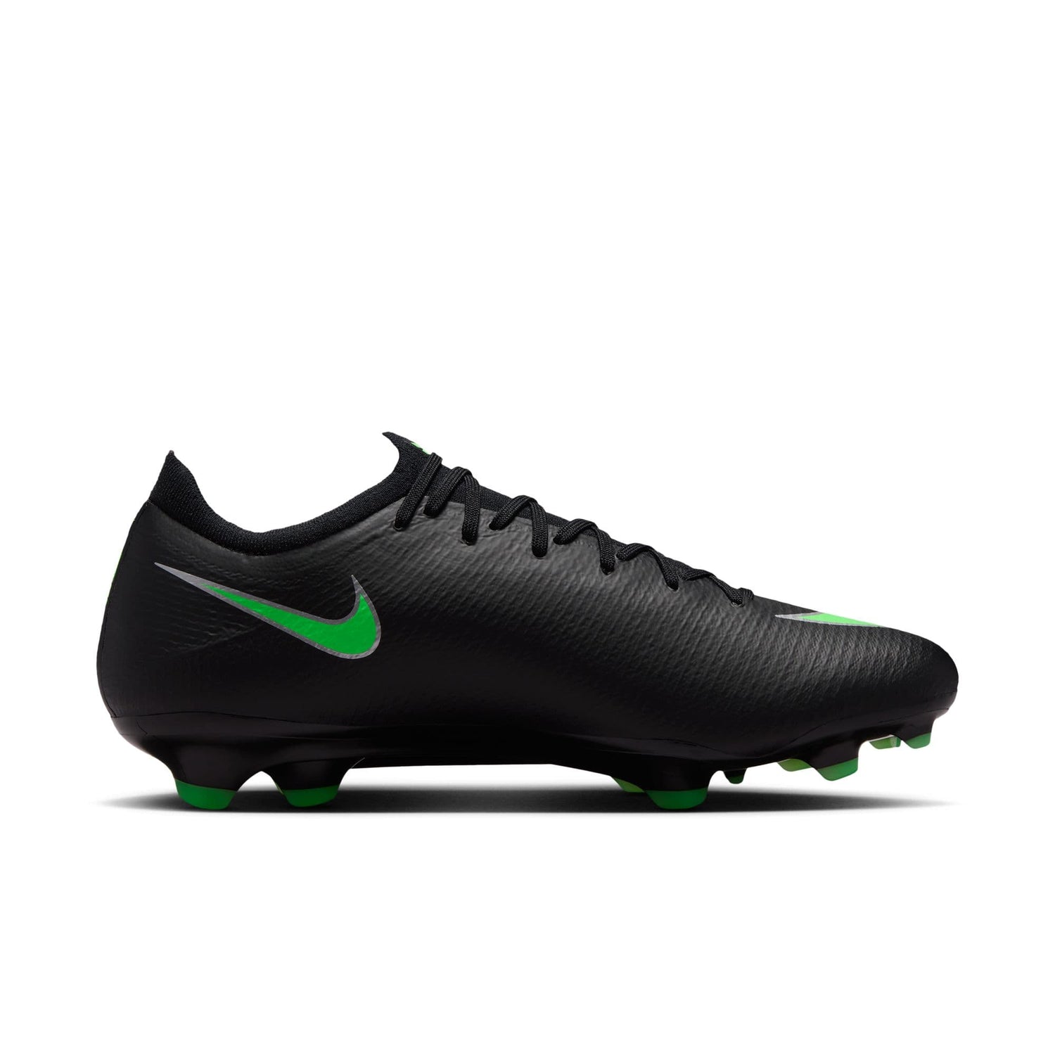 Nike Mercurial Vapor 17 Pro FG soccer cleats side view
