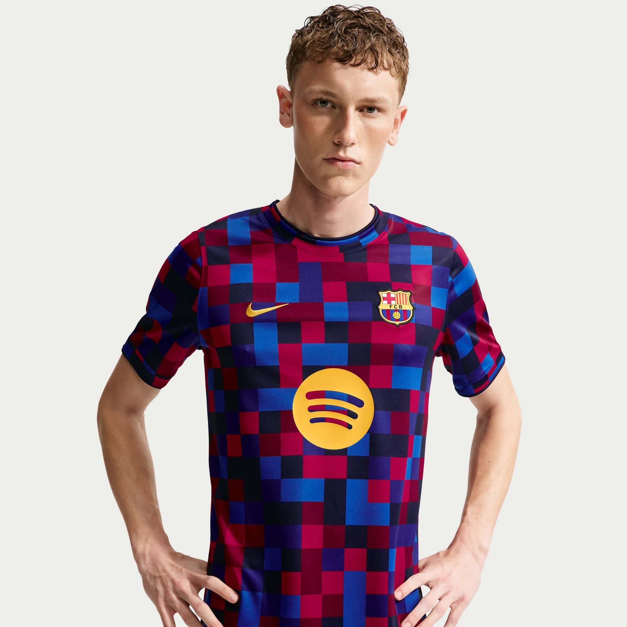 FC Barcelona Home Pre-Match Jersey Pre-match Tops Nike Red S 