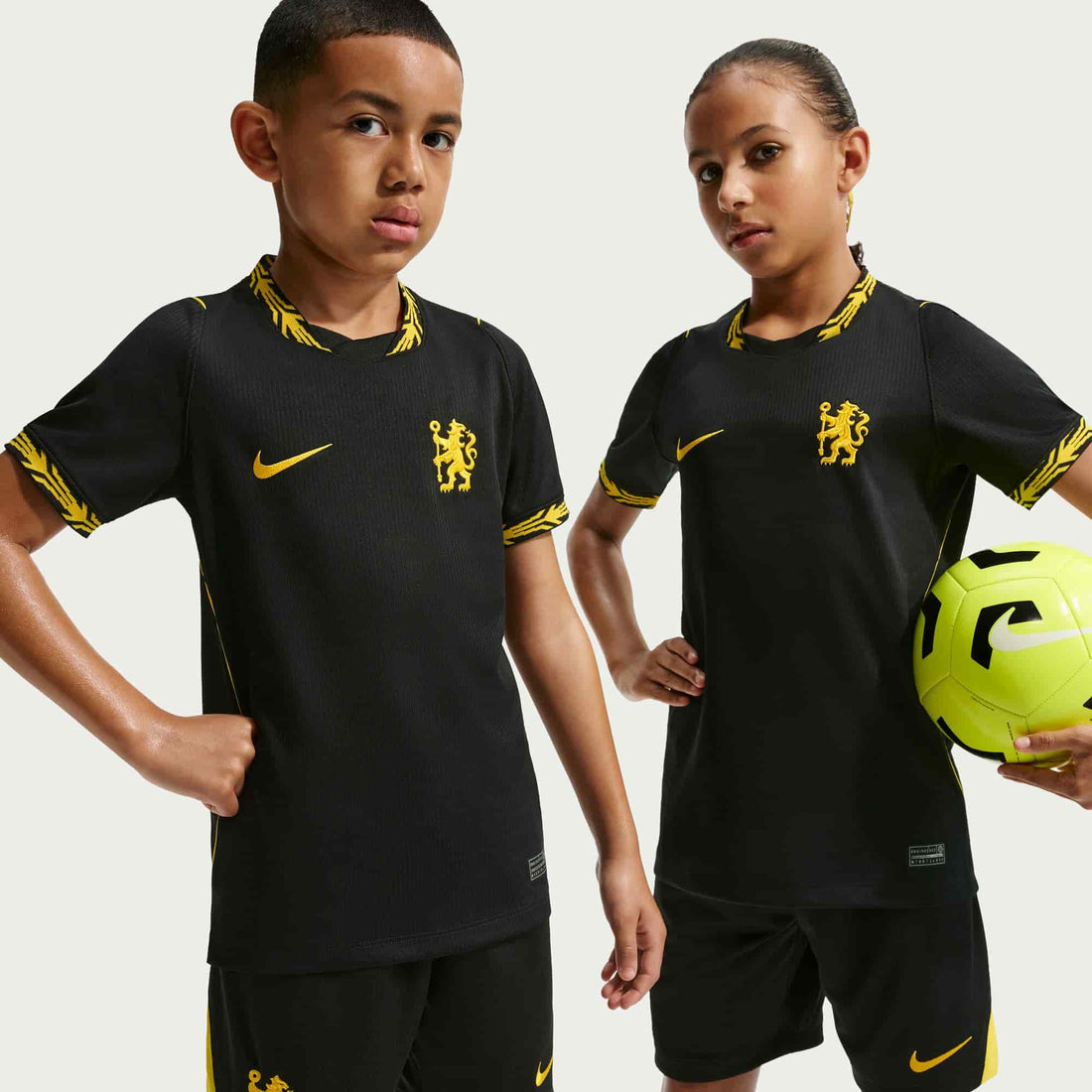 Chelsea FC 2026/27 Stadium Away Jersey Youth Official Jerseys Nike Black YS