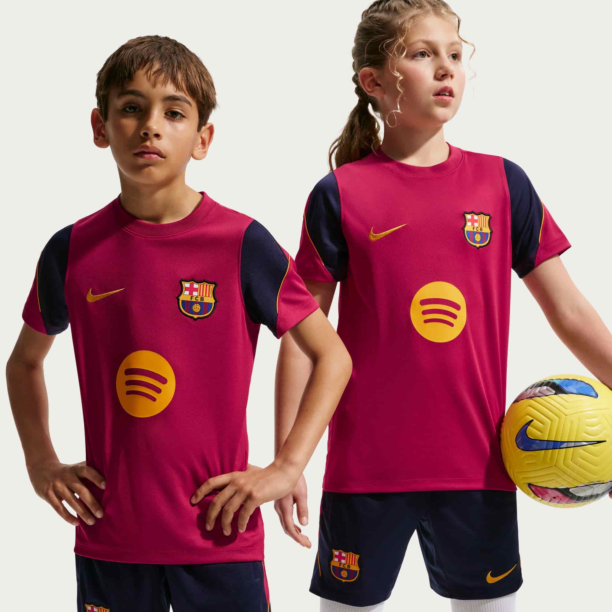 FC Barcelona Strike Youth Training Tops Nike Red YXS 