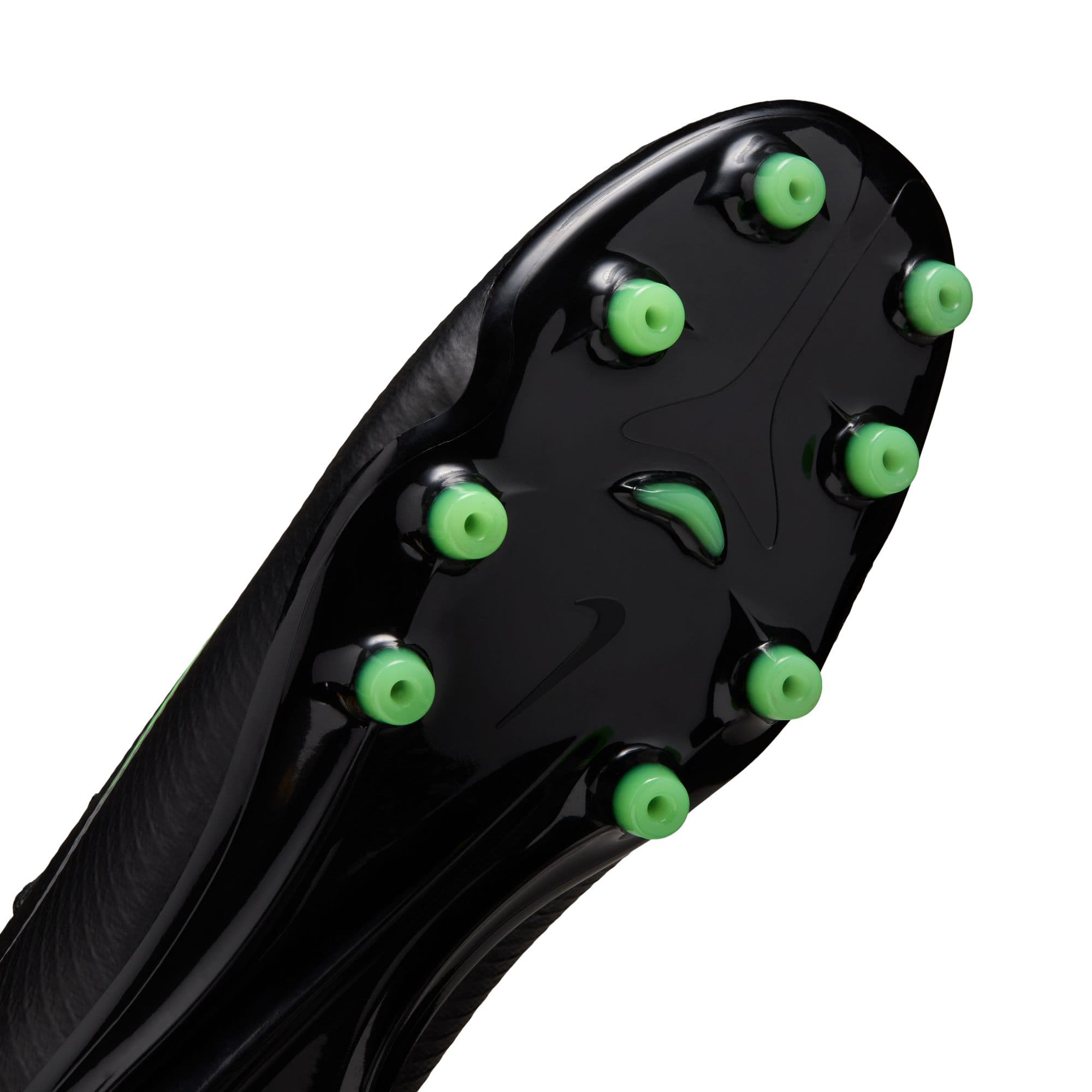 Nike Mercurial Vapor 17 Pro AG artificial-grass soccer cleats in black with green details