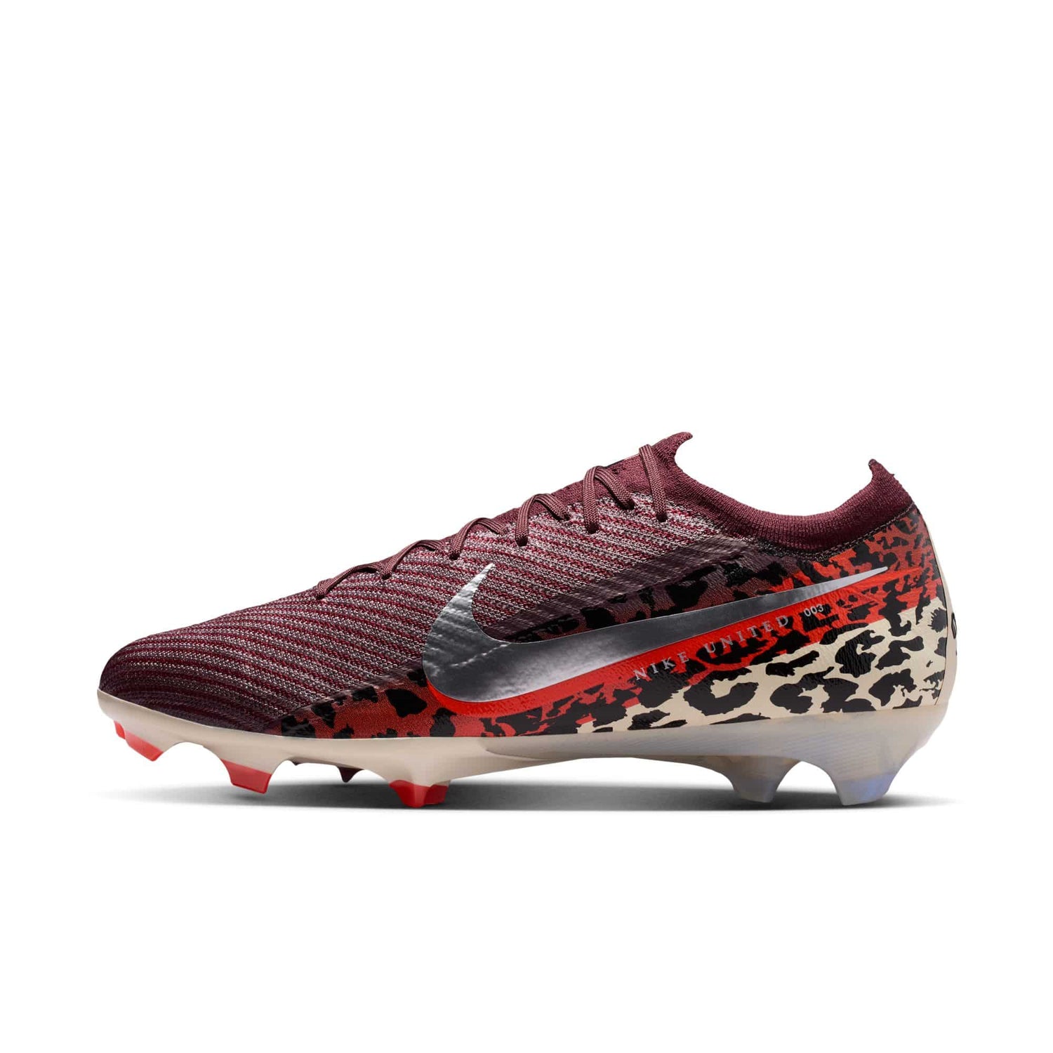 Nike United Vapor 16 Elite FG soccer cleat side view