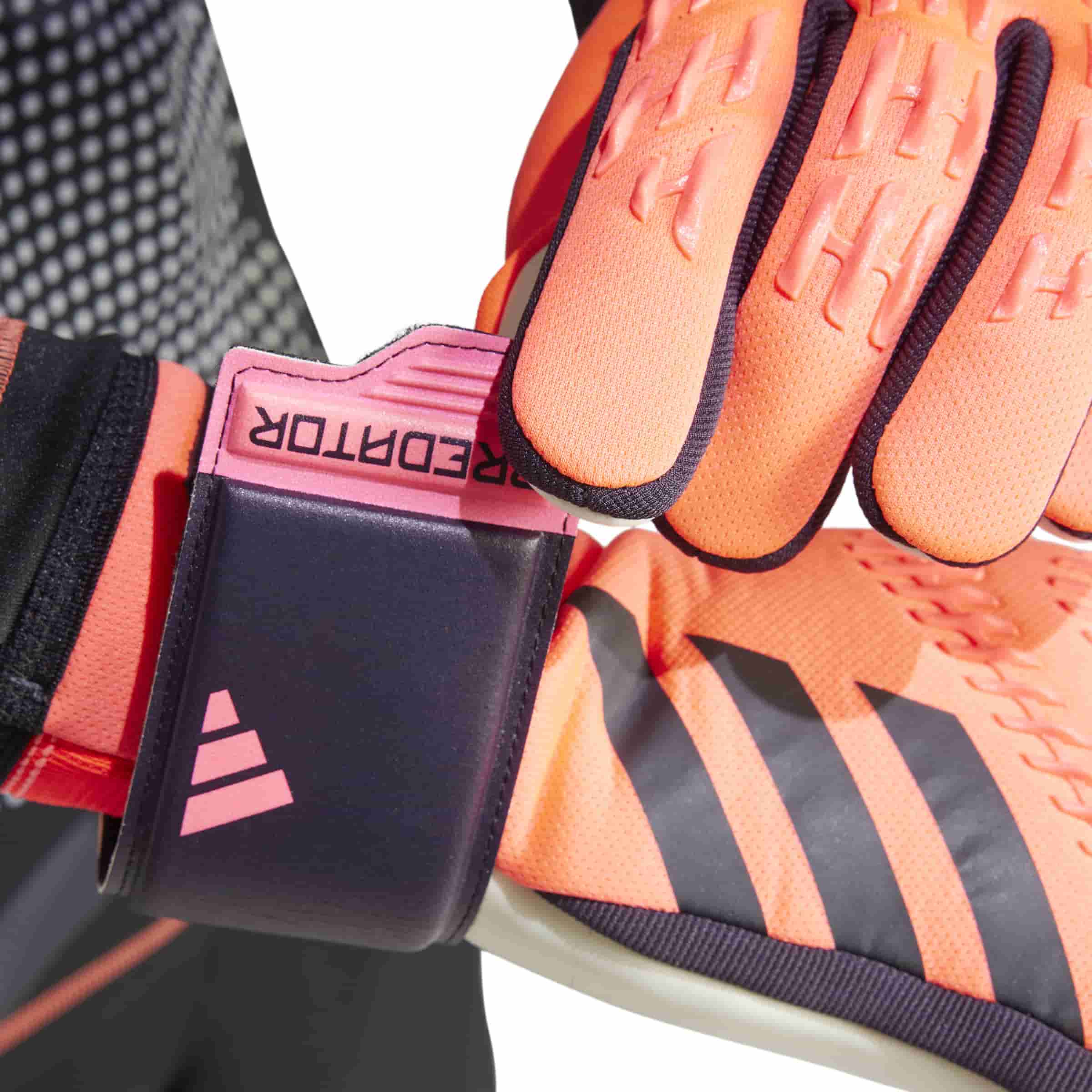 adidas Predator League Goalkeeper Gloves Goalkeeper Gloves adidas 