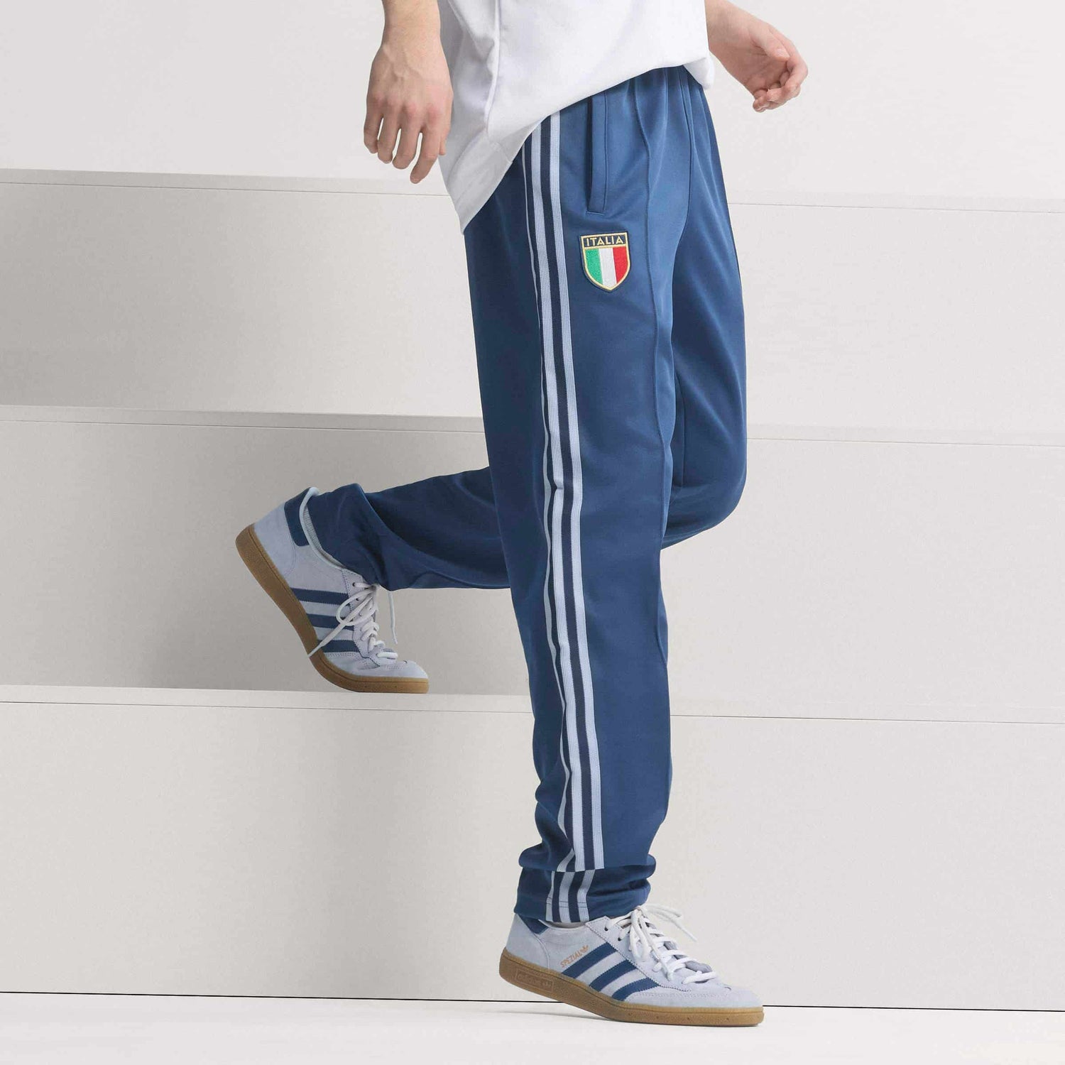 Italy Originals Track Pants Training Bottoms adidas Blue XS 