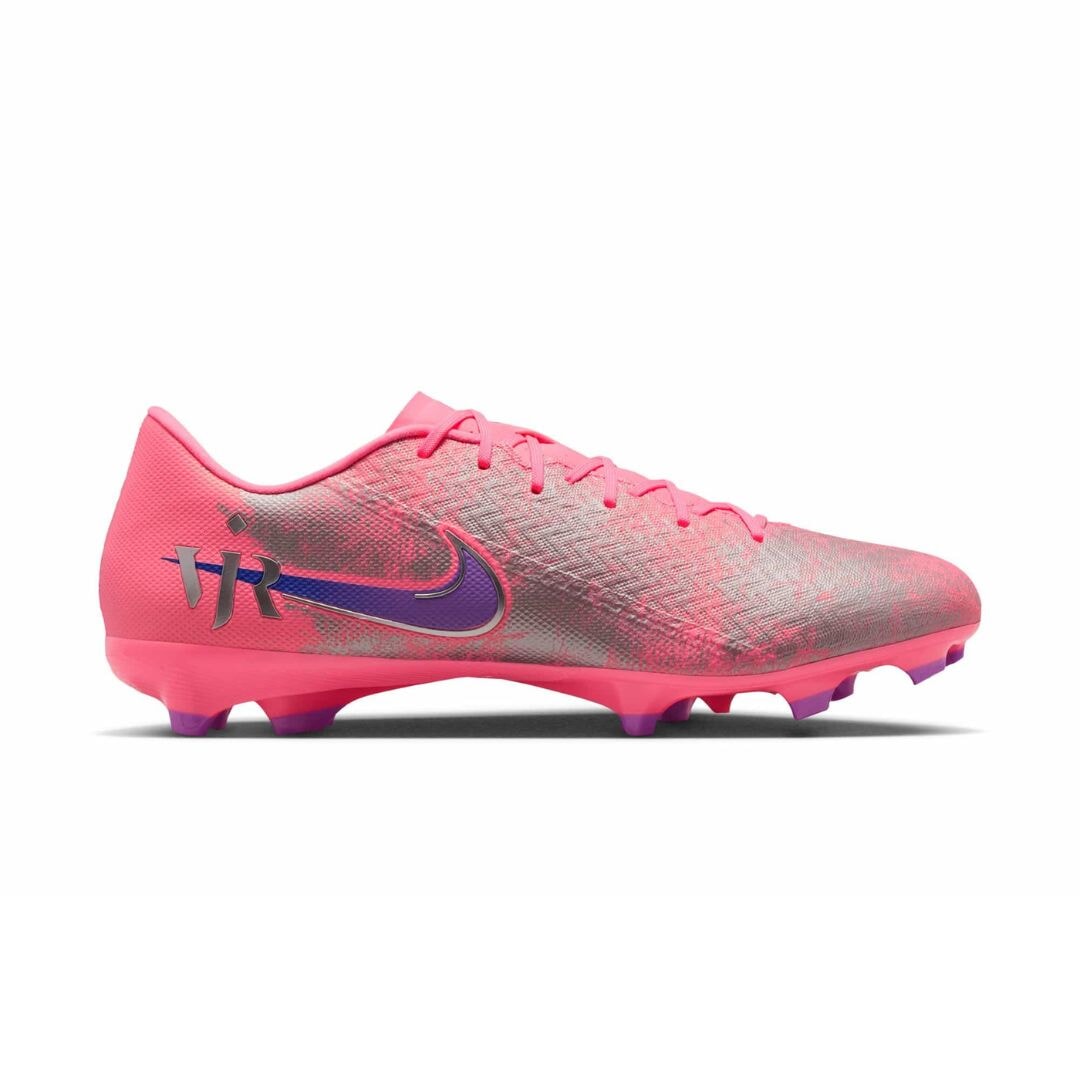 soccer cleats mg